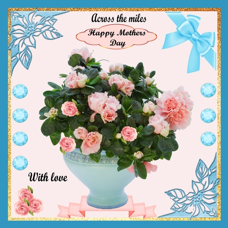 Christmas Wishes Corners 3 by Hilda Mullinger