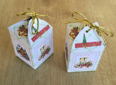 THE LANTERN GIFT BOX by Honorscard Appleby
