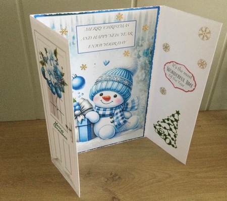 Cute Snowman With A Christmas Gift Gatefold (SIX) by Honorscard Appleby