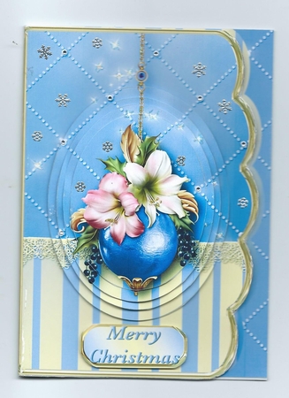 Blue Flower Bauble - Scallop Edged Flower Card Mini Kit by Honorscard Appleby