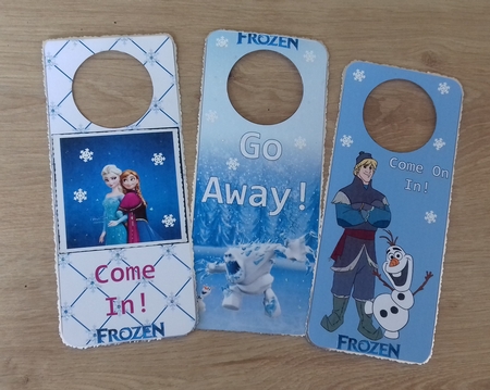 FROZEN ANNA ELSA OLAF DOOR HANGER 2 by Honorscard Appleby