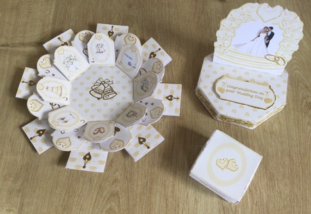 Pale green/yellow Wedding Day exploding box card with gift box by Honorscard Appleby