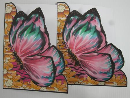 2 Butterfly and Daisy Notelets Set 8 by Irene Drieman