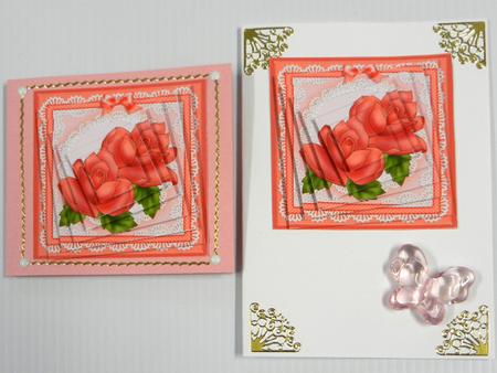 Just Roses Twisted Pyramage Sheet by Irene Drieman