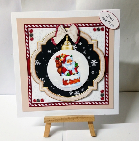 Santa Bauble Bumper Card Kit1 by Jackie Odonnell