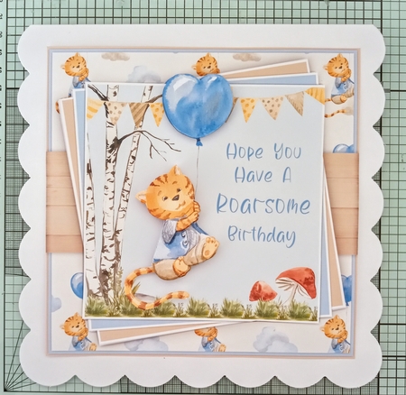 Tiger With Balloon Mini Kit by Jackie Odonnell