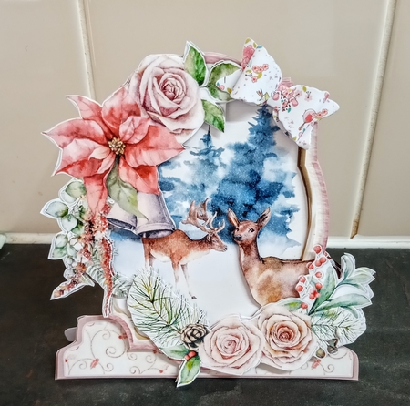 The Spirit of Christmas 2B Shaped 6x6 Card & Envelope Kit by Jackie Odonnell