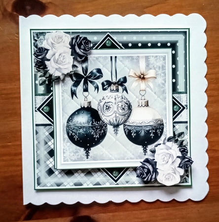 Christmas Baubles Mini Page Kit by Jackie Odonnell