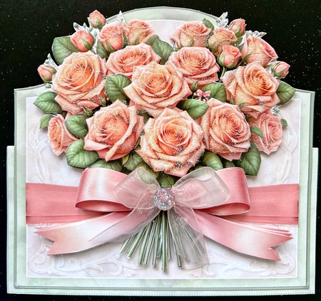 Heart Of Roses Tent Card Kit-8 by Jan Salisbury