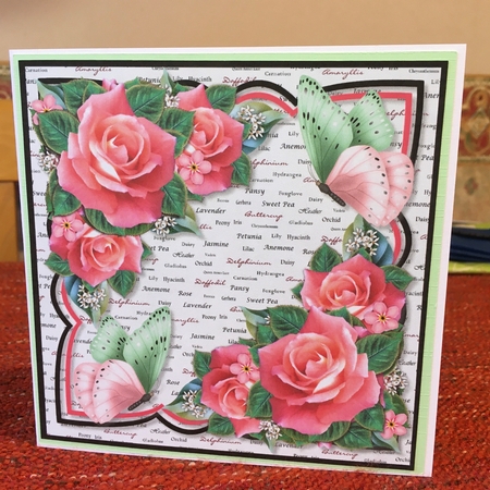 Scallop Frame & Gorgeous Roses Mini Kit by Jane Amber