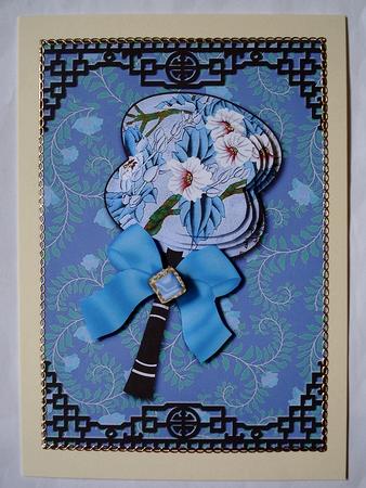 Oriental Daisies A5 Fan Card Front Step by Step by Janet Maureen Harvey