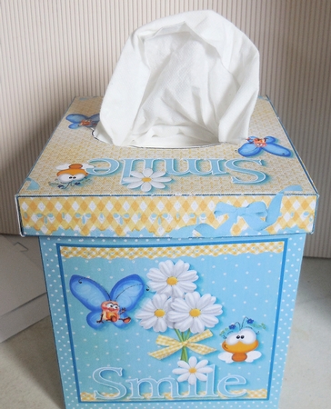 BUGS AND DAISIES KLEENEX TISSUE BOX HOLDER by JANICE SHEHAN
