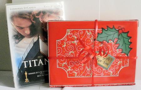 3D Xmas Holly Dvd or Console Game Gift Box Mini Kit by Jayne Smith