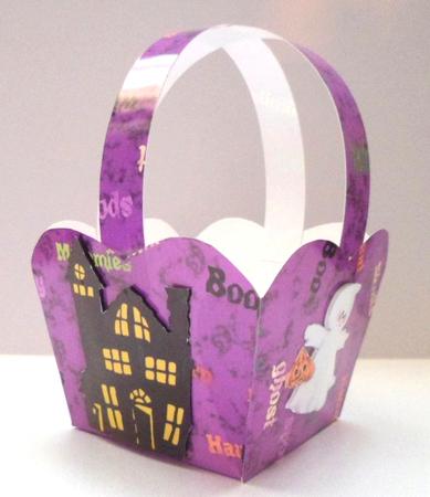 Trick or Treat Baskets - Things That Go Bump by Jean-Marie Penny
