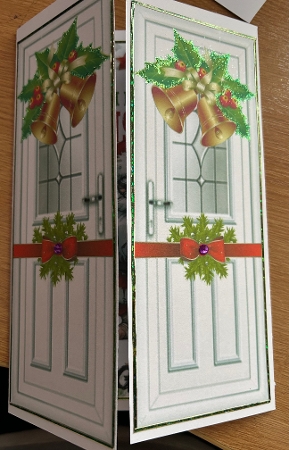 Santa With Funny Humour Gatefold For Christmas (SIX) by Jennie Settle