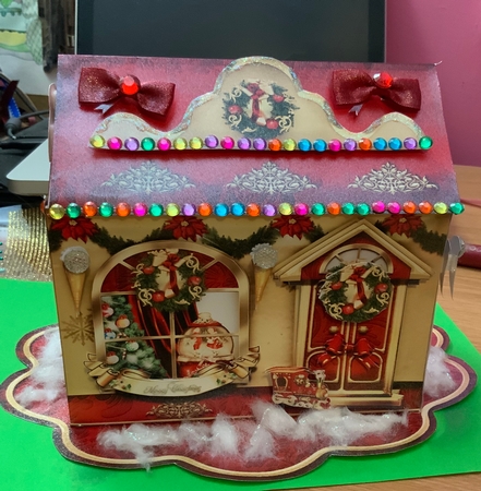 3D Paper Christmas House for Desk Table by Jennie Settle