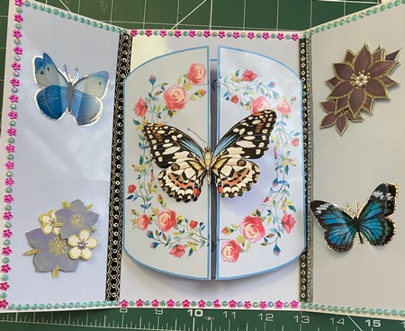 Rambling Roses 3 Panel Gatefold Card Kit - Thinking of You by Jennie Settle