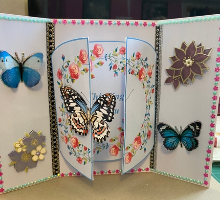 Rambling Roses 3 Panel Gatefold Card Kit - Thinking of You by Jennie Settle