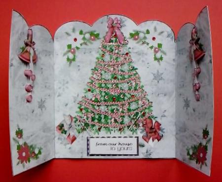 Oh! Christmas Tree Scalloped Gatefold Card by Jennifer (Jaye) Smith-Kirk