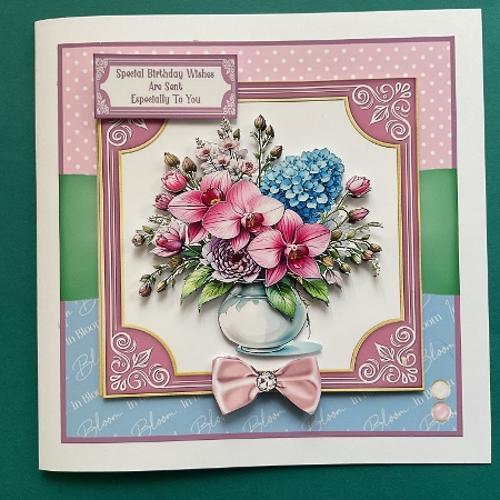 Beautiful Flower Arrangements - 7x7 Mini Kit by Jennifer Archer
