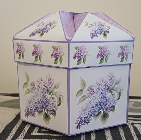 FTBL Pretty Lilacs by Jenny Caldwell