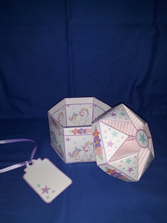 Fancy top box Unicorns by Jenny Caldwell