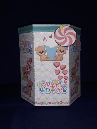 VALENTINES DAY - HEXAGONAL GIFT BOX - SWEET ON YOU HB 103 by Jenny Caldwell