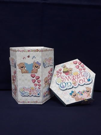 VALENTINES DAY - HEXAGONAL GIFT BOX - SWEET ON YOU HB 103 by Jenny Caldwell