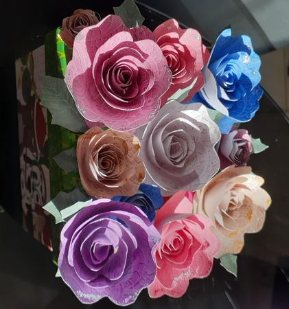 Christmas-Lace Spiral Roses by Jenny Caldwell