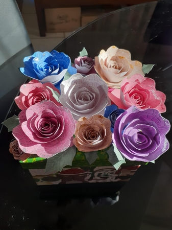 Christmas-Lace Spiral Roses by Jenny Caldwell