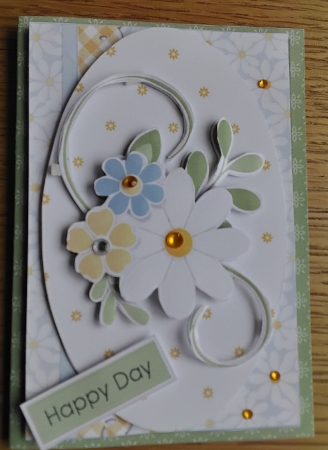 Pretty Daisies 5 x 7 Inch Decoupage Card, Insert & Envelope & Sentiments by Joan Murfitt
