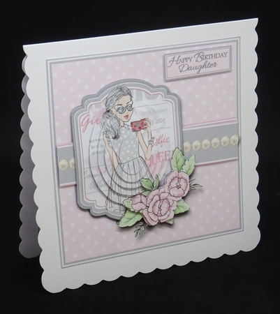 7x7 Selfie Queen Mini Kit with Oval Pyramage  by Joan Prince