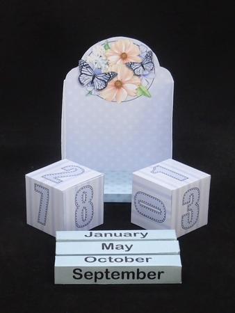 3D Pretty Petals Perpetual Calendar Desk Set 3D Decoupage by Joan Prince