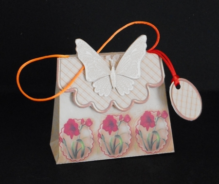 Handbag Gift Box Amaryllis Cameo with Butterfly by Joan Prince