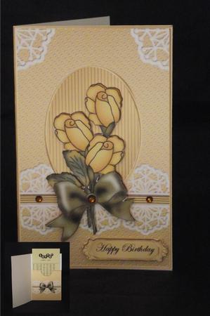 Daisies and Lace Lottery Wallet Card by Lady Rosemary Warboys
