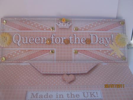 Large Dl Uk Shabby Flag Queen for the Day! Easel Card Kit N by JOANNA HOGGER