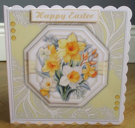 8x8 Mini Kit, Gorgeous Octagonal Spring Daffodils by Johanna Lambert
