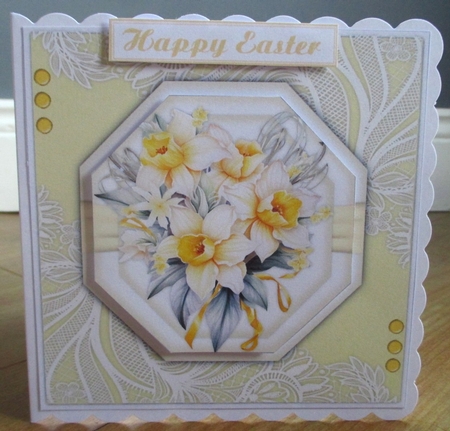 8x8 Mini Kit, Gorgeous Octagonal Spring Daffodils by Johanna Lambert