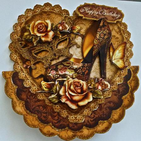 Delightful Diva Heart Shaped Scallop Wobble Card Mini-kit by Julianne Harris