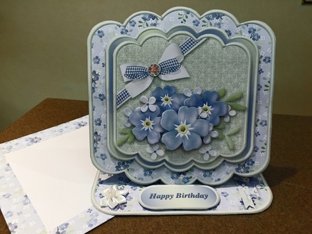Forget-me-not - Stacked Layer Easel Card Mini Kit by JULIE ALSAADY