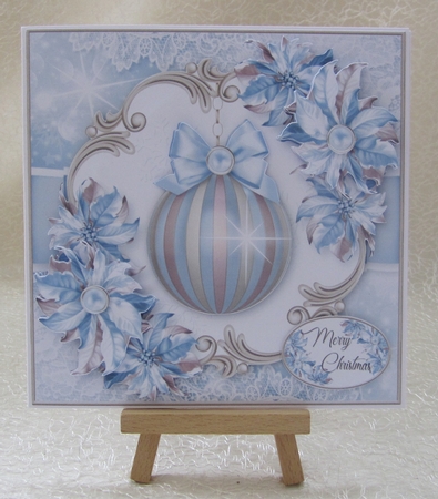 Bauble 9 by Julie Jenner