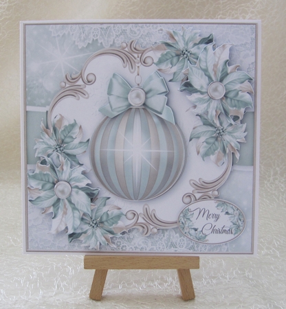 Bauble 15 by Julie Jenner