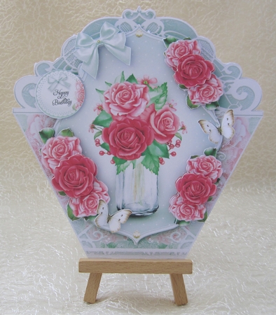 Lush Red Roses Bouquet Mini Kit by Julie Jenner