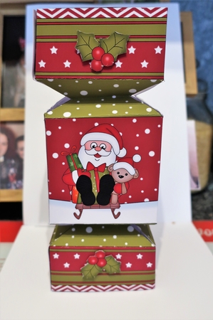 3D Large Christmas Cracker Box Mini Kit -  Santa is Sledging by Julie McGregor
