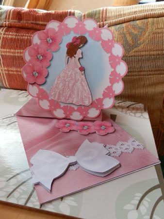 Pretty in Pink Easel with a Twist Card Kit by Julie McGregor