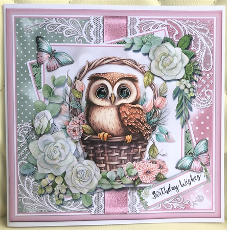  Just and Owl and her basket KIT-ONE  by KAREN WHYBORN