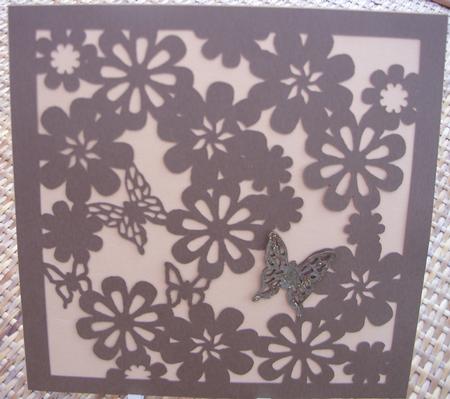 Daisy Lace Mats by Kathleen Francis