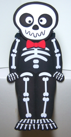 3D on the Shelf Card Kit - Little Friendly Skeleton Yorik by Katie Silver