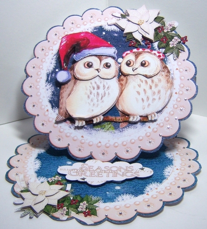 Christmas Owls in the Snow Scalloped Round Easel Card by Katie Silver