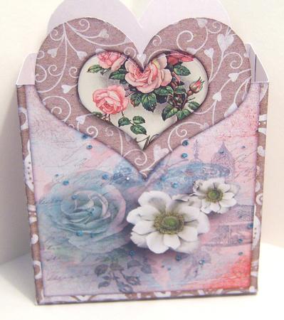 Heartshape Giftbox 116 by Katie Silver